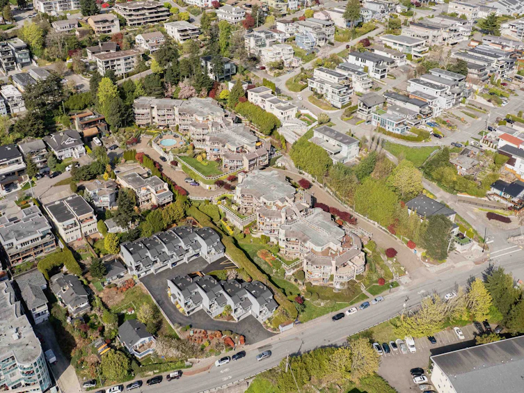 102-15025 Victoria Avenue, Surrey, BC, V4B 1G2 - 23