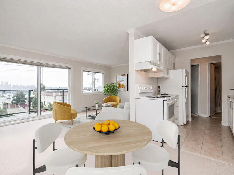 309-240 Mahon Avenue, North Vancouver, BC, V7M 3H4 - 2