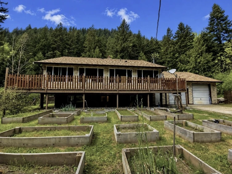 27383 Dogwood Valley Road, Hope, BC, V0X 1L3 - 4