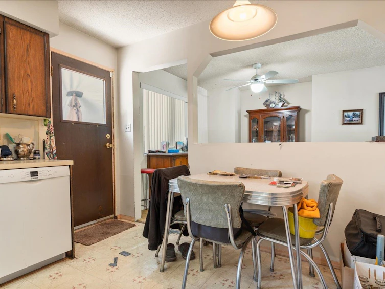 19426 63a Avenue, Surrey, BC, V3S 7L6 - 8