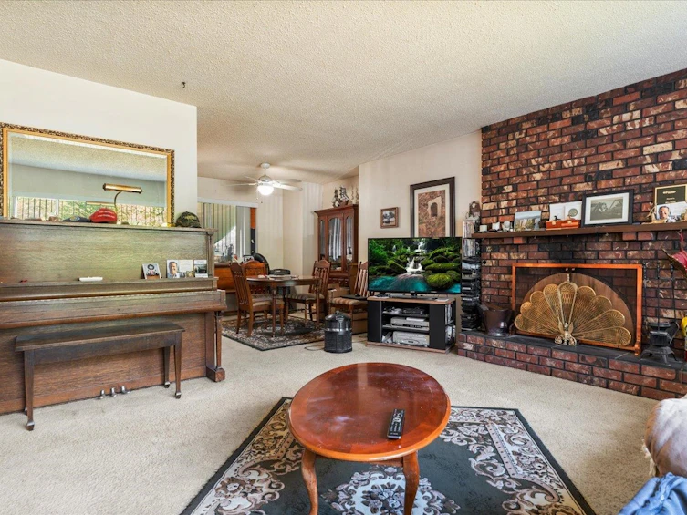 19426 63a Avenue, Surrey, BC, V3S 7L6 - 4