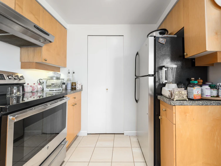 1201-1228 Marinaside Crescent, Vancouver, BC, V6Z 2W4 - 10