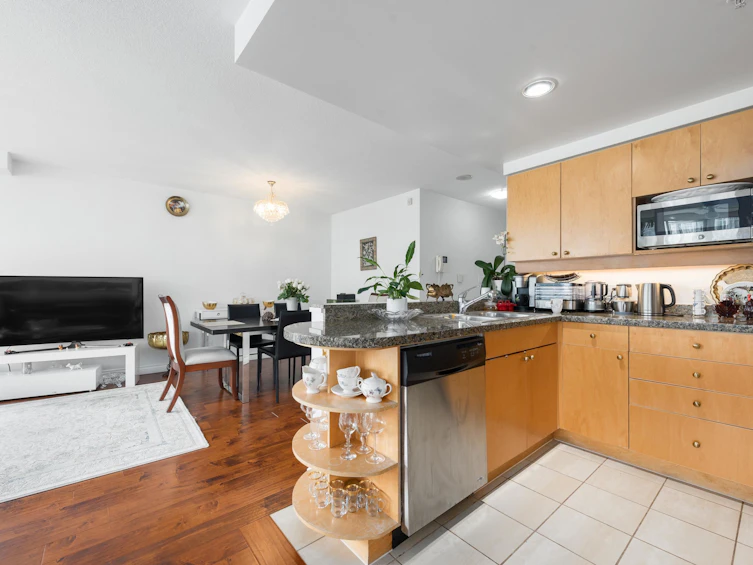 1201-1228 Marinaside Crescent, Vancouver, BC, V6Z 2W4 - 8