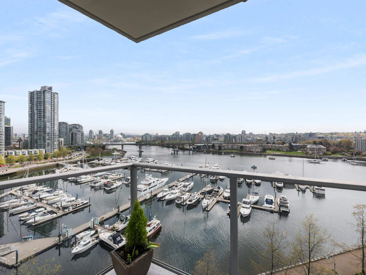 1201-1228 Marinaside Crescent, Vancouver, BC, V6Z 2W4