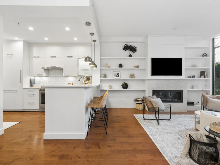 2288 Redbud Lane, Vancouver, BC, V6K 4S6 - 2