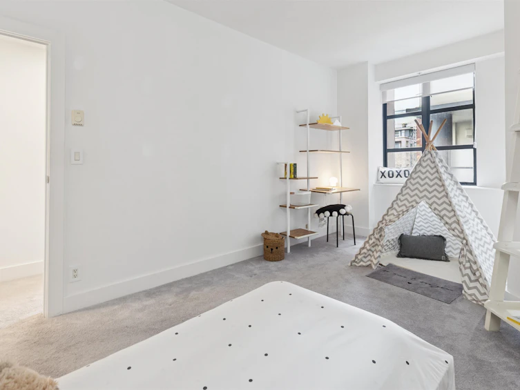 2288 Redbud Lane, Vancouver, BC, V6K 4S6 - 28