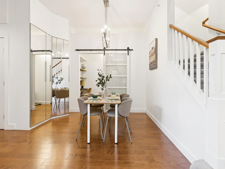 2288 Redbud Lane, Vancouver, BC, V6K 4S6 - 14
