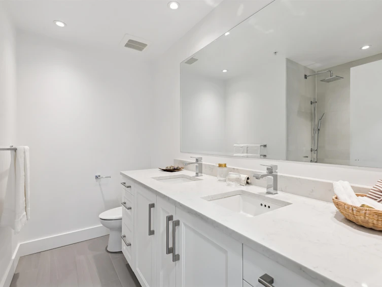 2288 Redbud Lane, Vancouver, BC, V6K 4S6 - 22