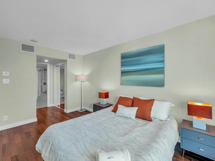 1206-188 E Esplanade, North Vancouver, BC, V7L 4Y1 - 18