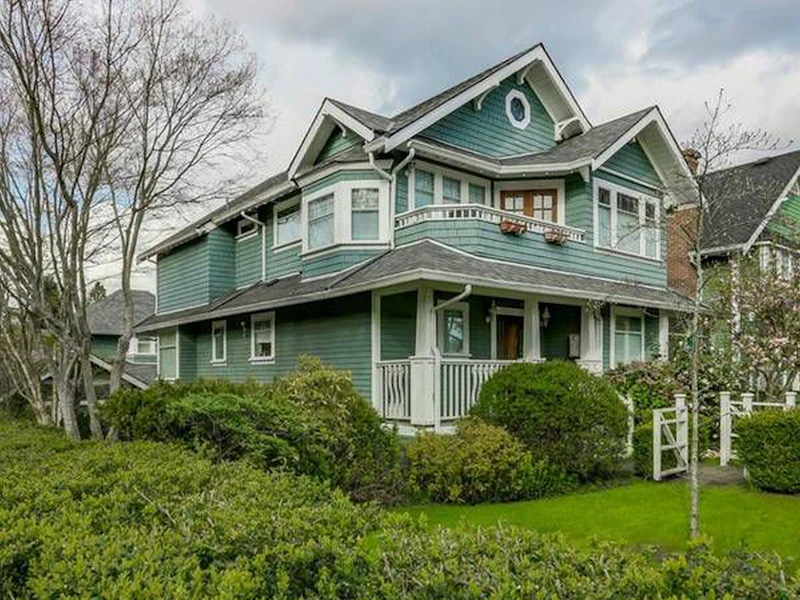 3088 Columbia Street, Vancouver BC V5Y 3G6