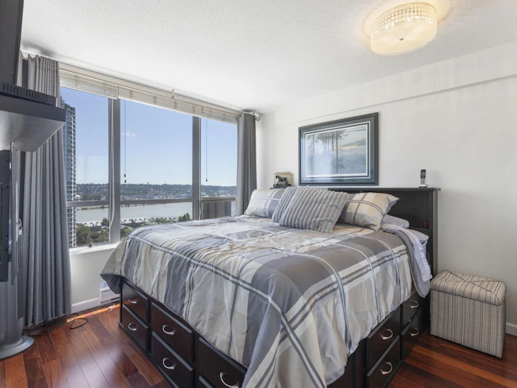1901-850 Royal Avenue, New Westminster, BC, V3M 1A6 - 16