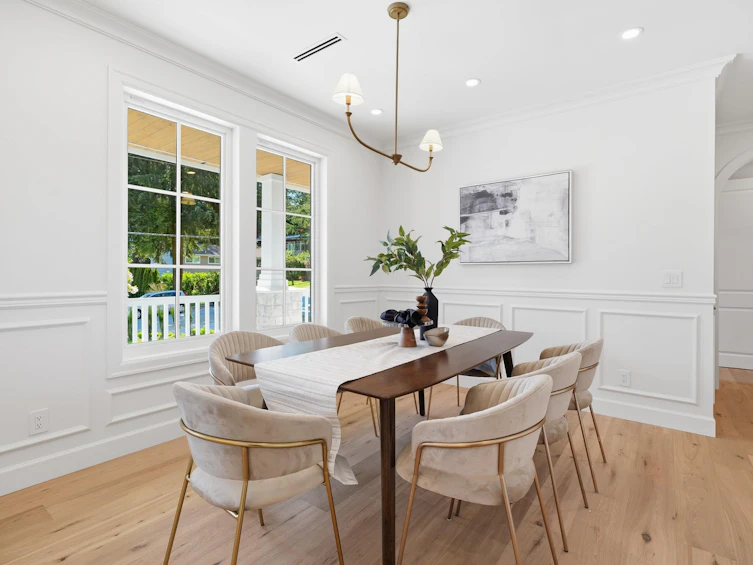 690 E Windsor Road, North Vancouver, BC, V7N 1K7 - 6