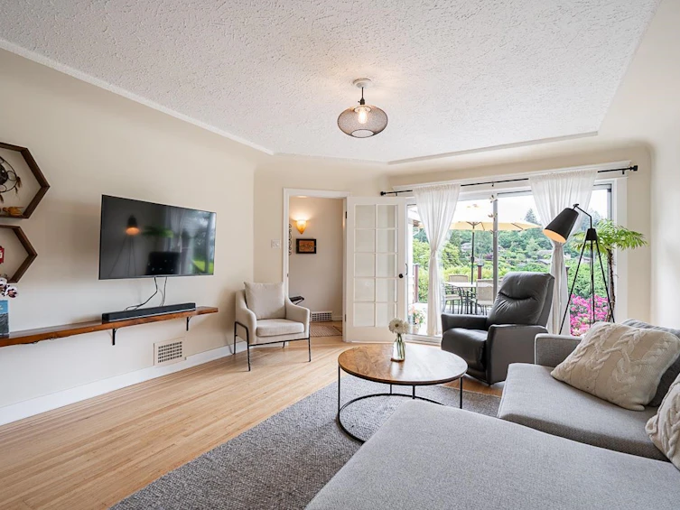 6577 Marine Drive, West Vancouver, BC, V7W 2S8 - 5