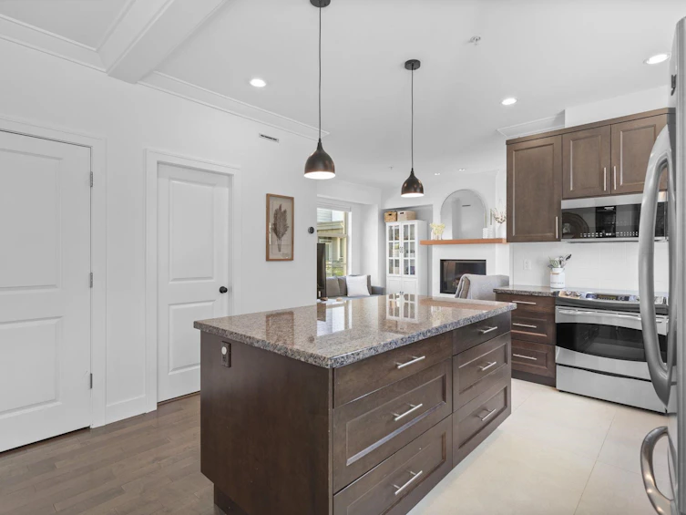 8-3025 Baird Road, North Vancouver, BC, V7K 2G5 - 10