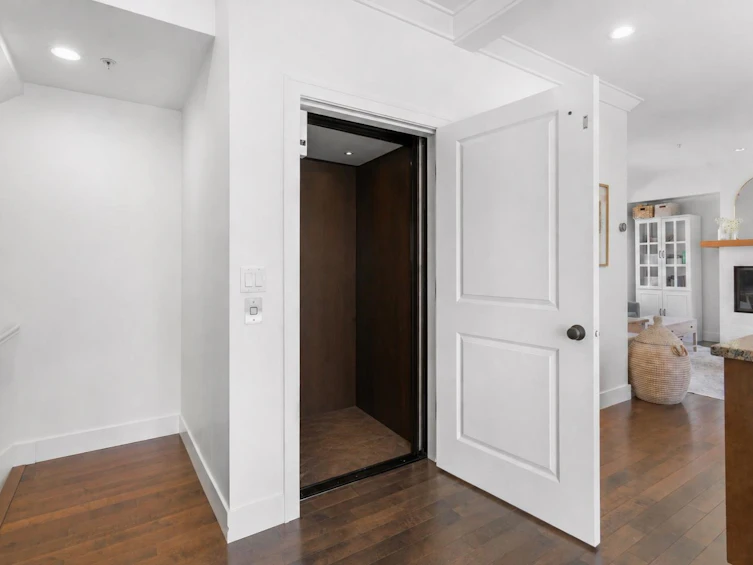 8-3025 Baird Road, North Vancouver, BC, V7K 2G5 - 15