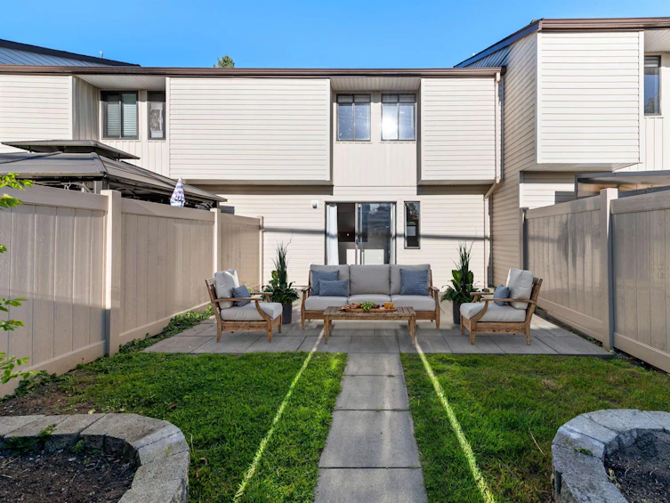105-9264 122 Street, Surrey, BC, V3V 4L5 - 27