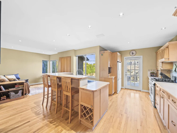 2925 W 21st Avenue, Vancouver, BC, V6L 1K7 - 13
