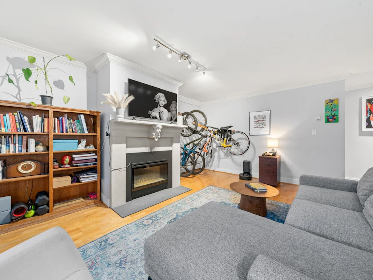 209-1720 W 12th Avenue, Vancouver, BC, V6J 2E6 - 6