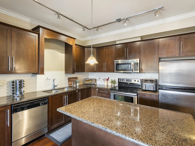 320-2628 Maple Street, Port Coquitlam, BC, V3C 0E2 - 10