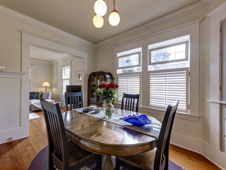 3039 St. Georges Avenue, North Vancouver, BC, V7N 1V1 - 8