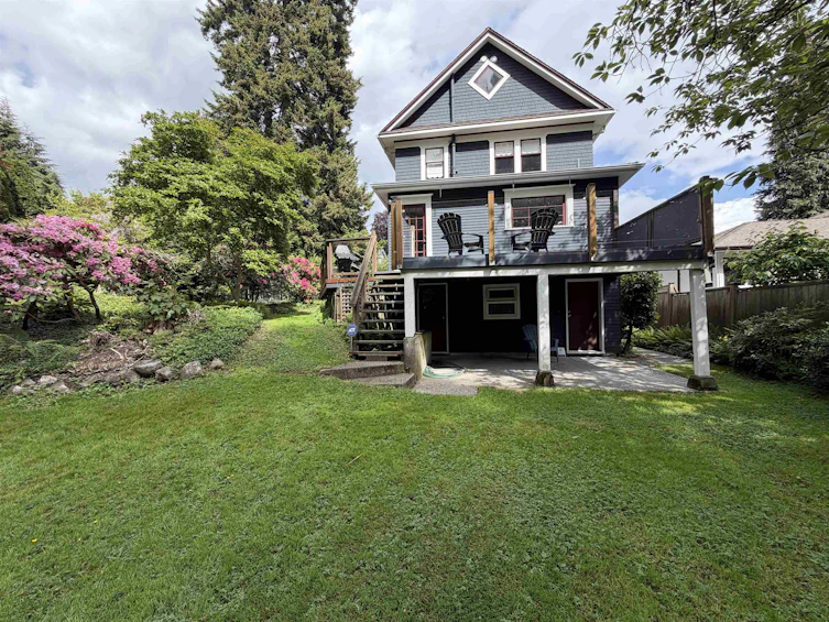 3039 St. Georges Avenue, North Vancouver, BC, V7N 1V1 - 33