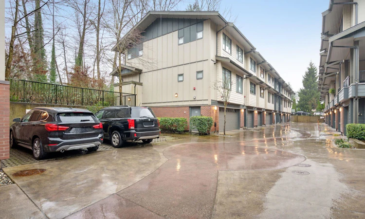 307-2135 Heritage Park Lane