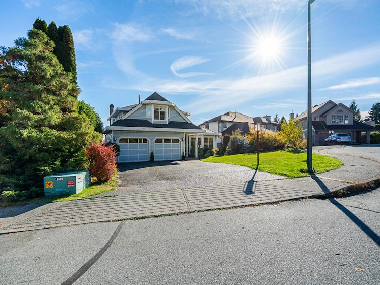 2888 Norbury Place, Coquitlam, BC, V3C 5T5 - 35