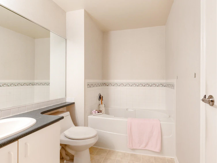 328-20655 88 Avenue, Langley, BC, V1M 2M5 - 20