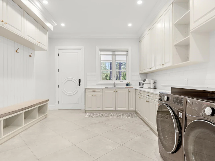 16375 30b Avenue, Surrey, BC, V3S 0E3 - 16