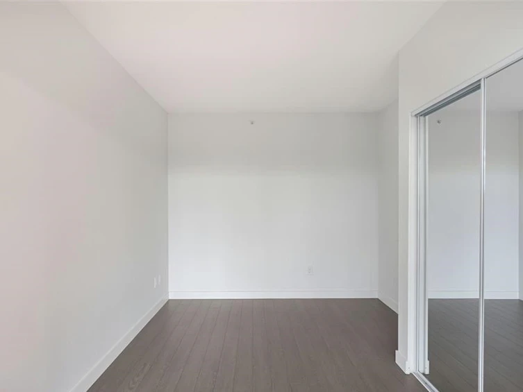 705-13308 Central Avenue, Surrey, BC, V3T 0M4 - 5