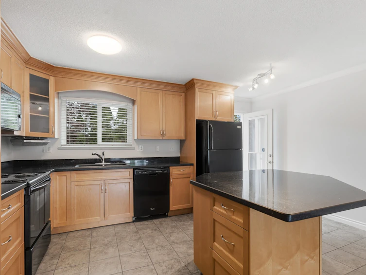 2842 Woodland Court, Langley, BC, V2Y 1G1 - 23