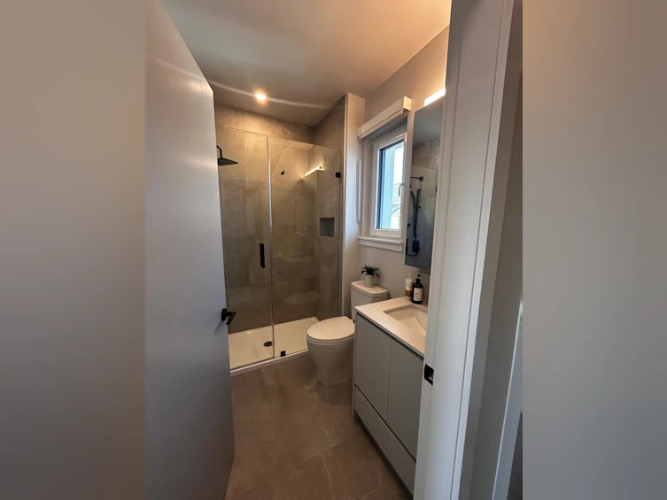 1341 E 21st Avenue, Vancouver, BC, V5V 1T1 - 25