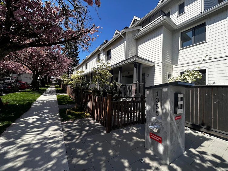 1341 E 21st Avenue, Vancouver, BC, V5V 1T1