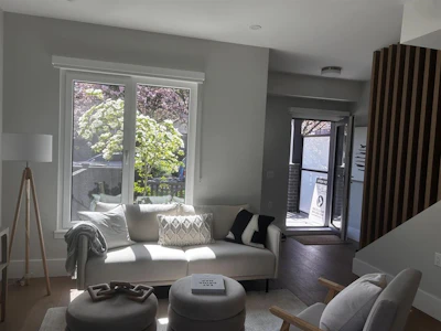 1341 E 21st Avenue - 3