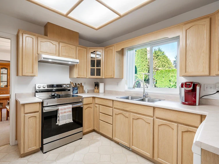 4866 196th Street Street, Langley, BC, V3A 7Z7 - 10