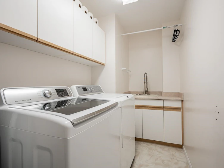 4866 196th Street Street, Langley, BC, V3A 7Z7 - 18