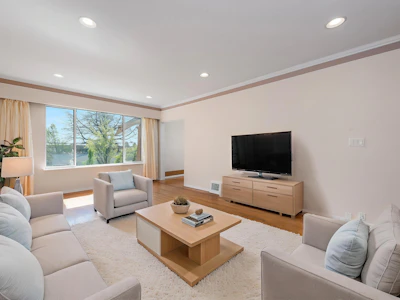 153 SE Marine Drive - 2