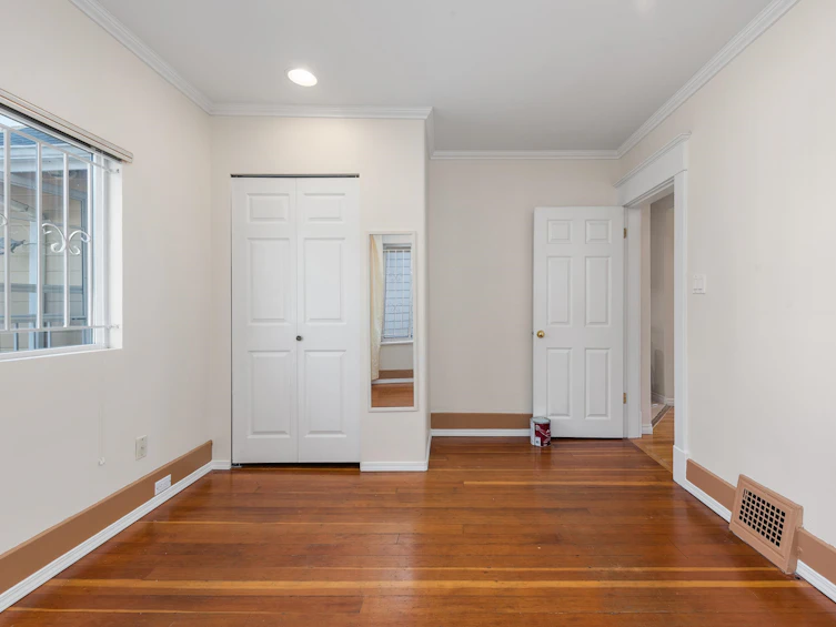 153 SE Marine Drive, Vancouver, BC, V5X 2S2 - 13