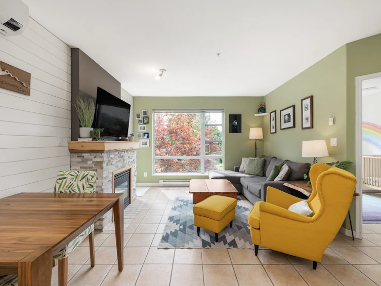 219-3629 Deercrest Drive, North Vancouver, BC, V7G 2S9 - 3