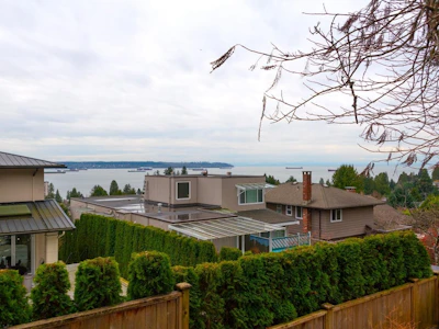 2338 Ottawa Avenue - 5