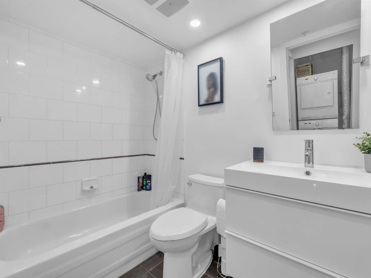 2106-1331 W Georgia Street, Vancouver, BC, V6E 4P1 - 5