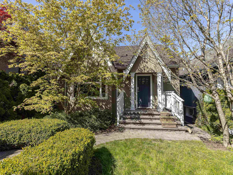 4549 W 12th Avenue, Vancouver, BC, V6R 2R4