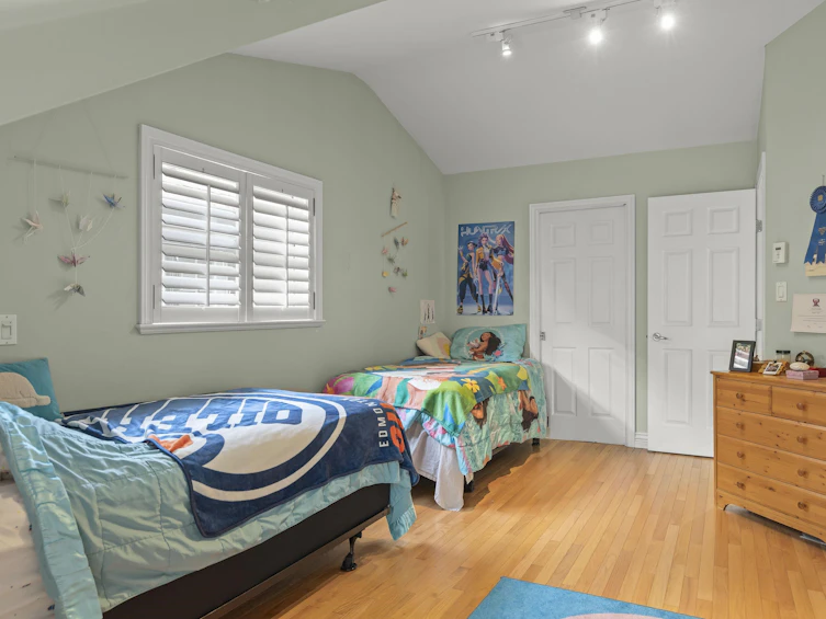 4549 W 12th Avenue, Vancouver, BC, V6R 2R4 - 19