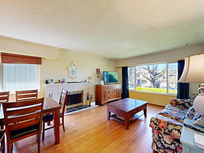 3752 Beatrice Street - 4