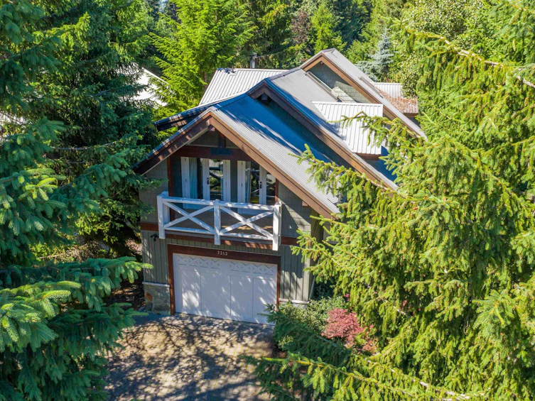 7313 Fitzsimmons Road South, Whistler, BC, V8E 0E5