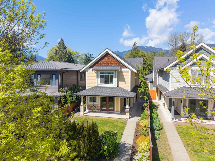 318 W 18th Street, North Vancouver, BC, V7M 1W9 - 33