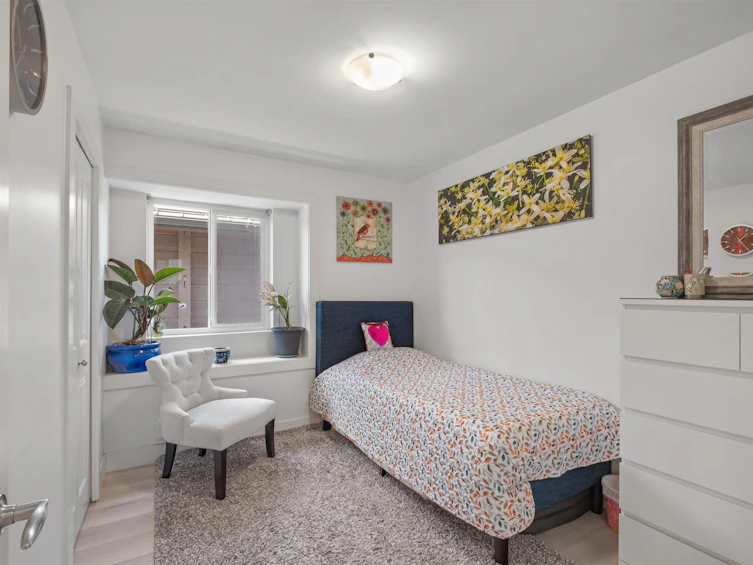318 W 18th Street, North Vancouver, BC, V7M 1W9 - 14