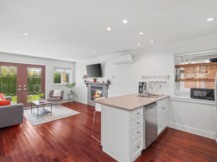 318 W 18th Street, North Vancouver, BC, V7M 1W9 - 25