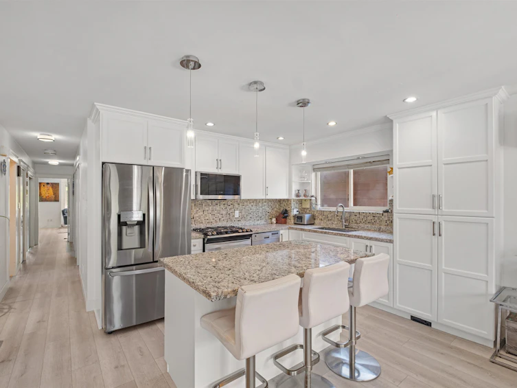 318 W 18th Street, North Vancouver, BC, V7M 1W9 - 6