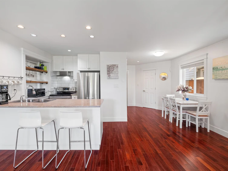 318 W 18th Street, North Vancouver, BC, V7M 1W9 - 23
